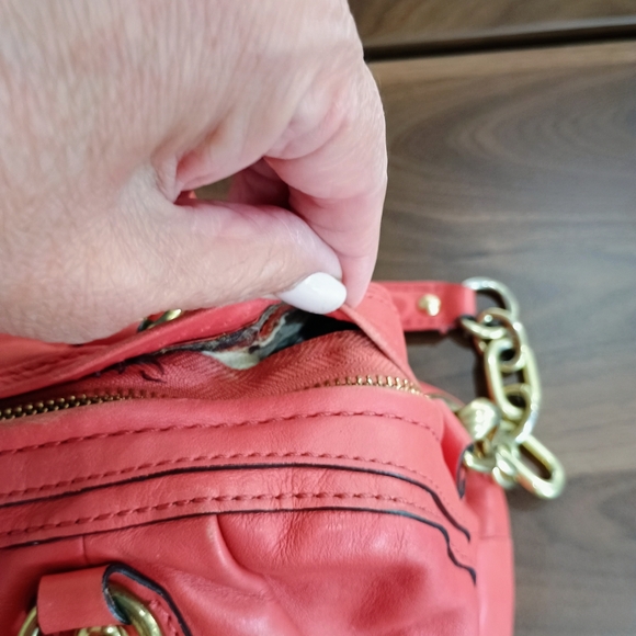 Coach Coral Leather Women's Bag - Picture 10 of 16